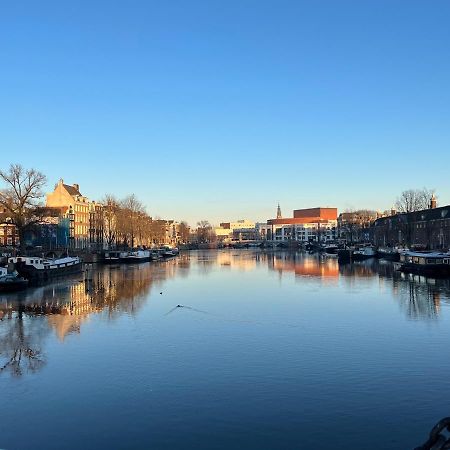 Skinny Bridge Houseboat Amstel View Amsterdam Exterior foto